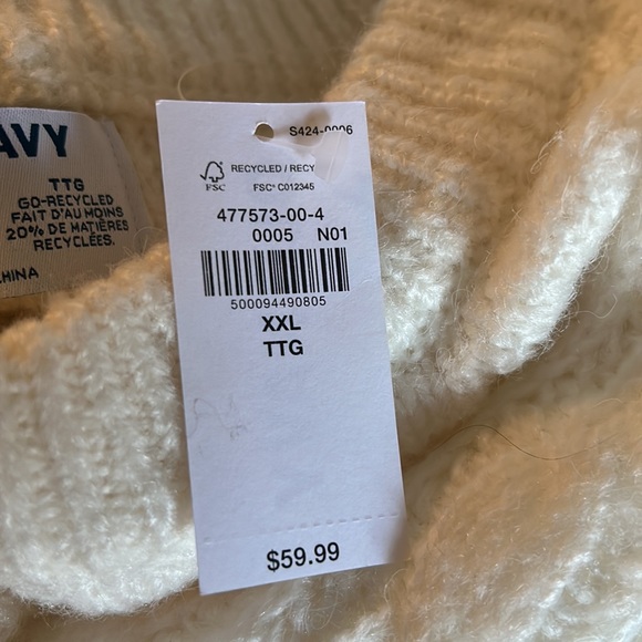 NWT Old Navy Cable Knit Sweater - Picture 11 of 11